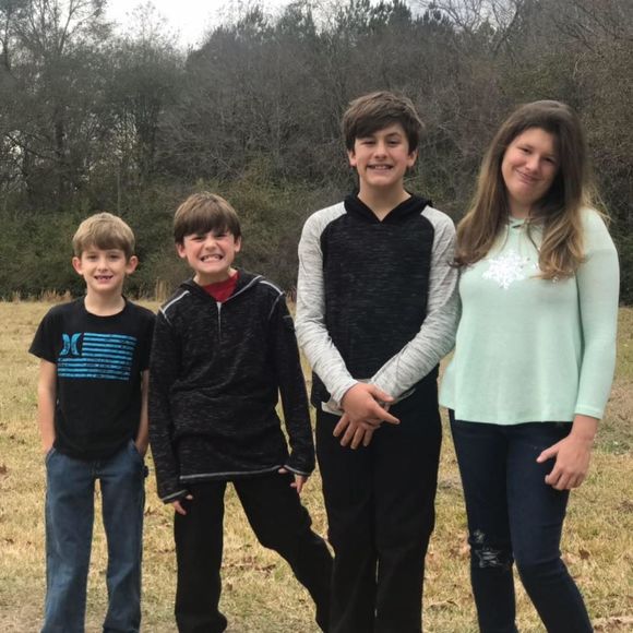 Meet your Posher, Leslea - Picture 1 of 1